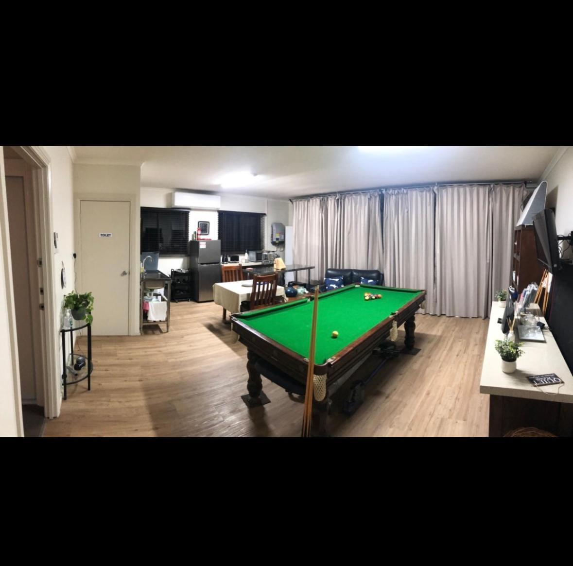 Semi-Private Half House With Games Room & Jacuzzi In Maiden Gully, Bendigo Buitenkant foto